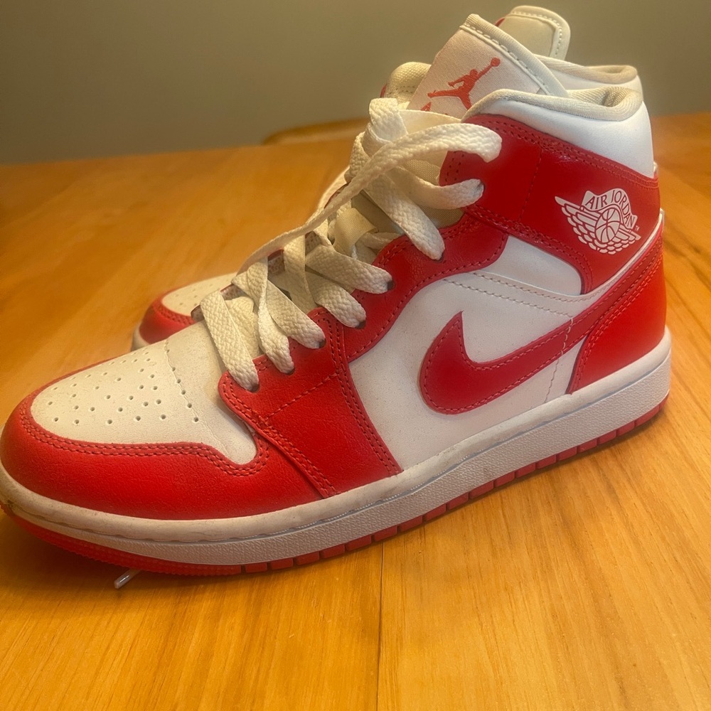 Air Jordan mid 1 White and Red Sneakers. Like new! White & habenero red  size 7